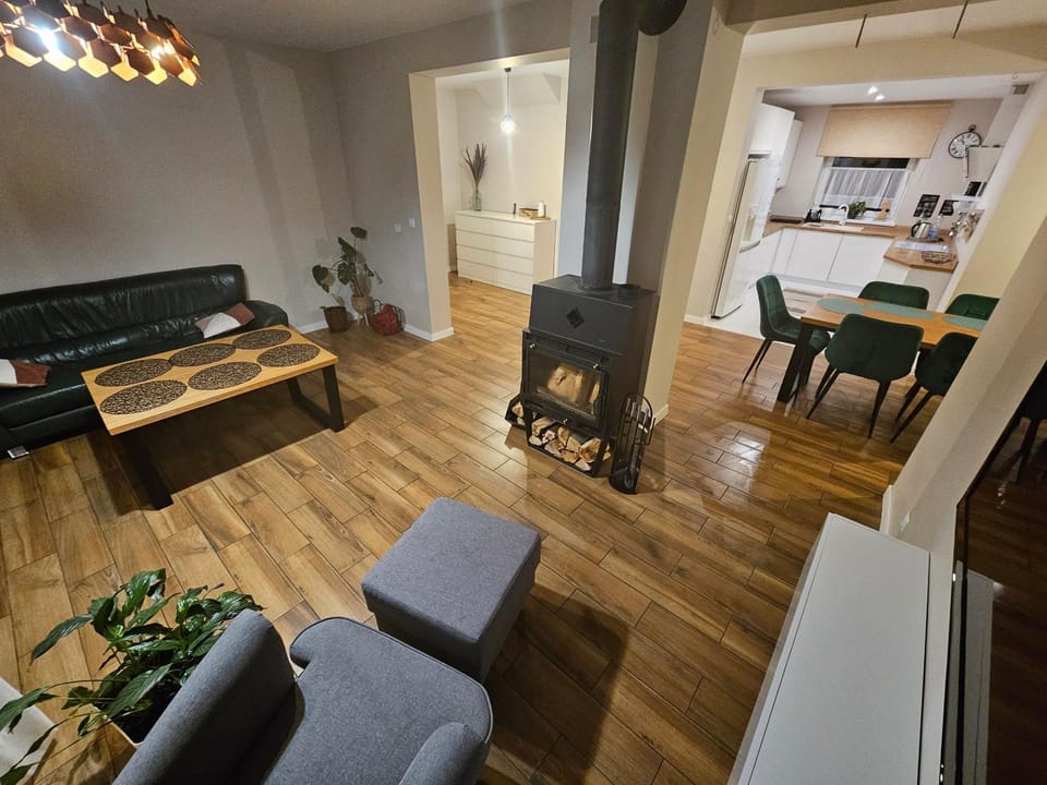 Living room, Seating area, fireplace, fireplace