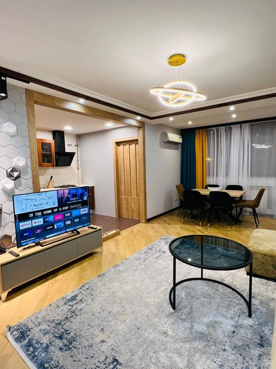 Deluxe Modern 3 Bedroom + 2 Bathrooms Apartment, on Amiryan Street, Middle of Center Apartment in Yerevan