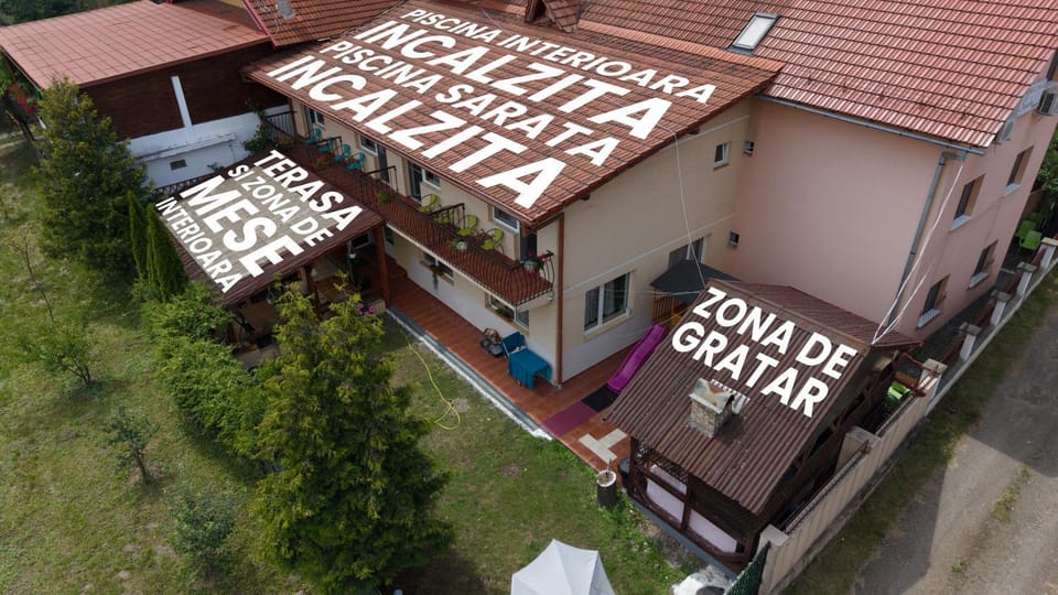 Pensiunea Sandra Bed and Breakfast in Romania
