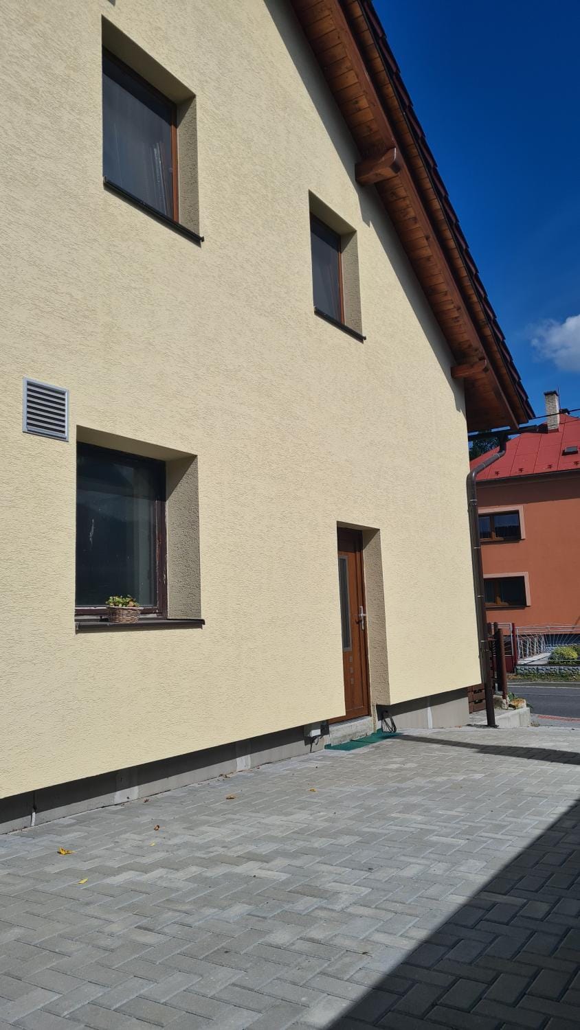 Property building, Day, Parking