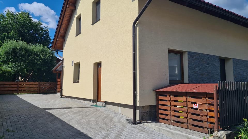 Property building, Day, Parking