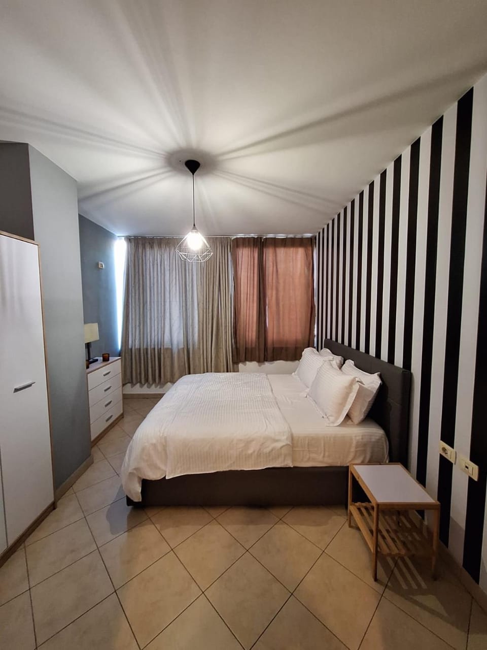 Bed, Photo of the whole room, Bedroom, wardrobe