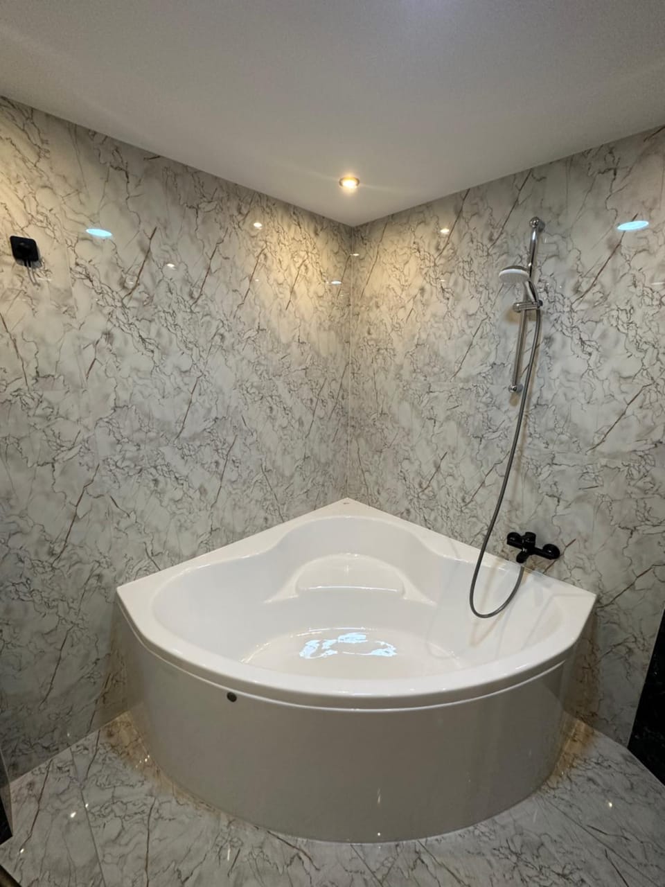 Bathroom, Bath