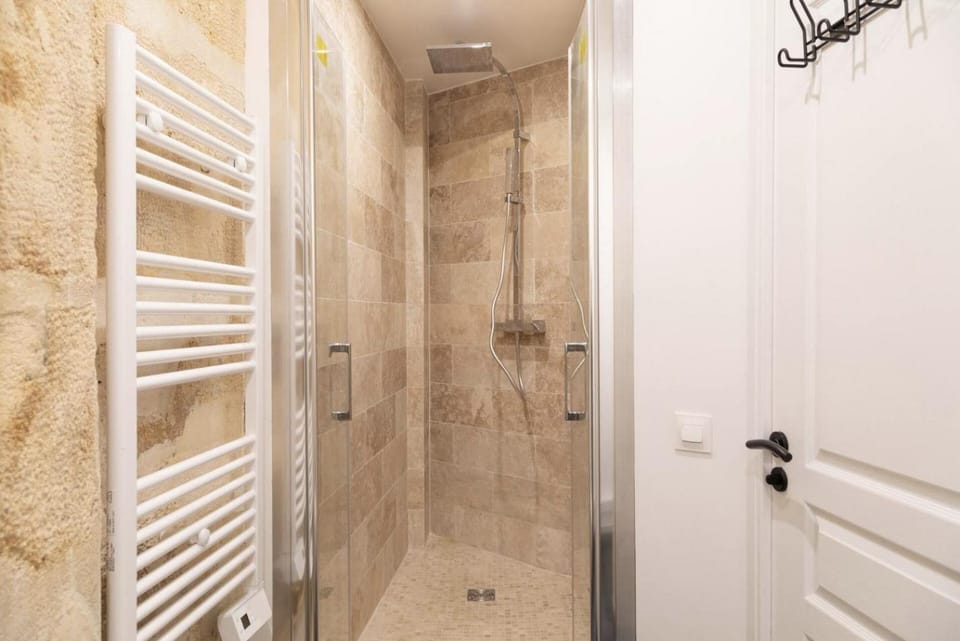 Apartment lyonnais center of paris Apartment in Paris