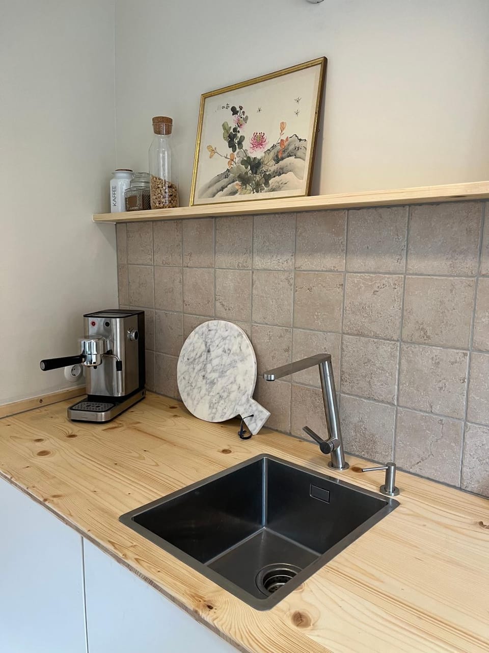 Coffee/tea facilities, Kitchen or kitchenette