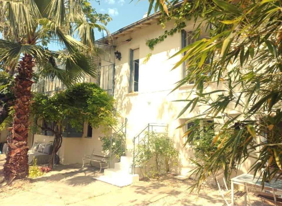 Le Nid House in Avignon