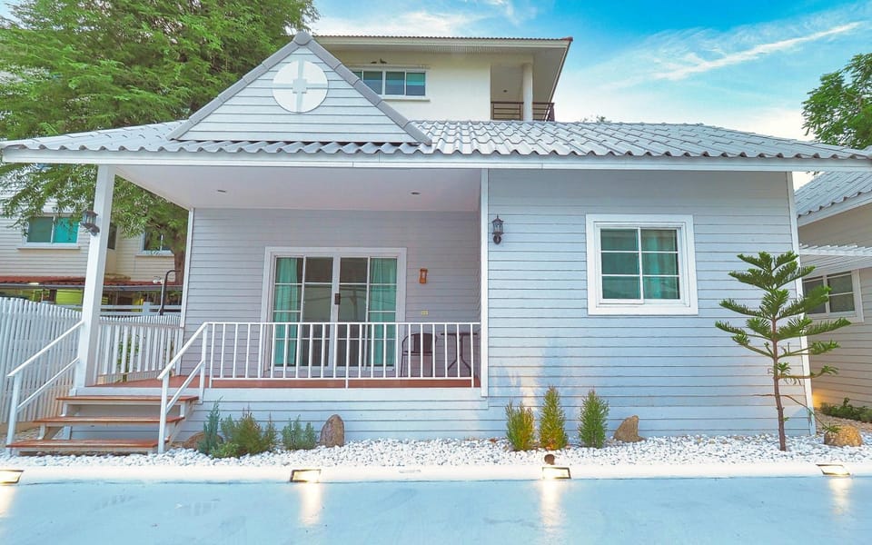 Baan Casita With Private Seaside Cottage House in Nong Kae