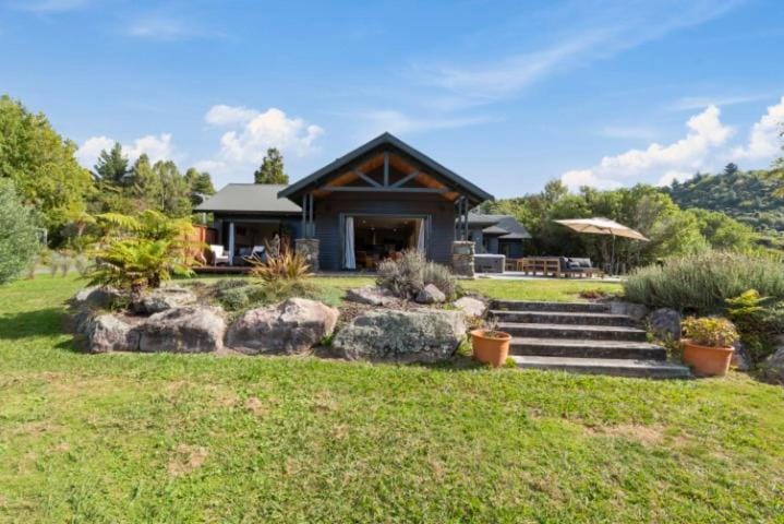 Property building, Garden