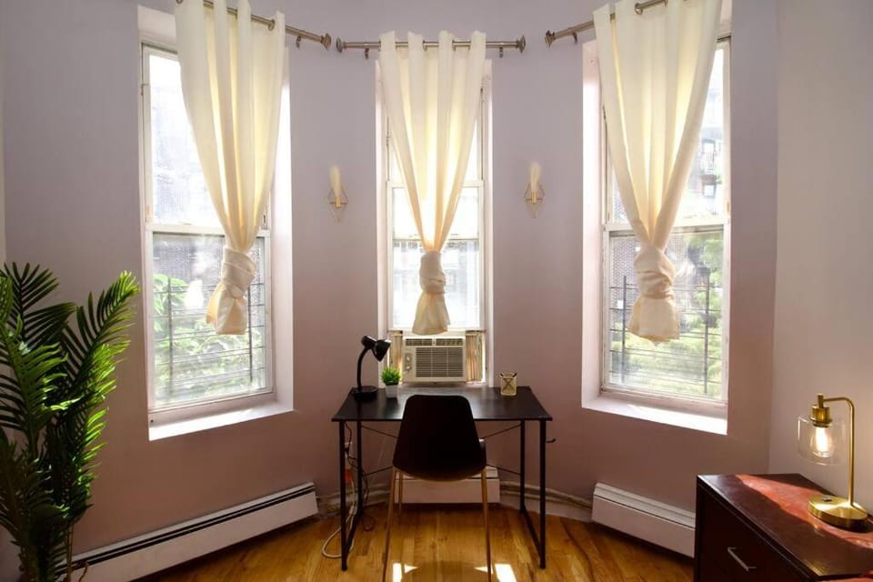 Seating area, Bedroom