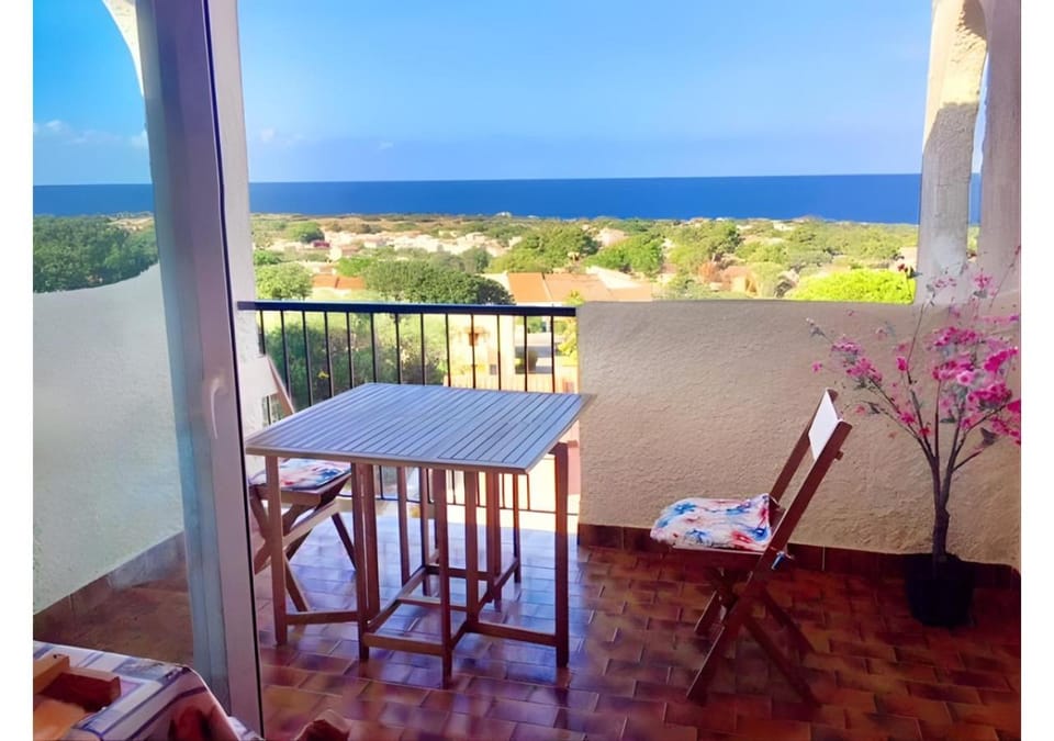 View (from property/room), Balcony/Terrace, Sea view