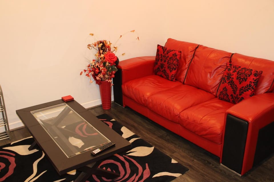 RB Apartment in England
