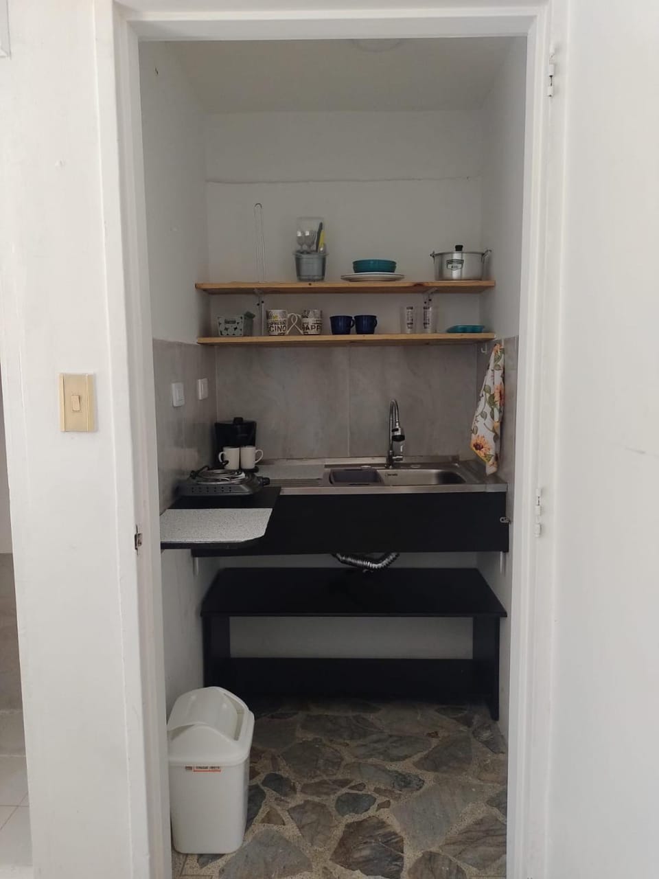 Kitchen or kitchenette
