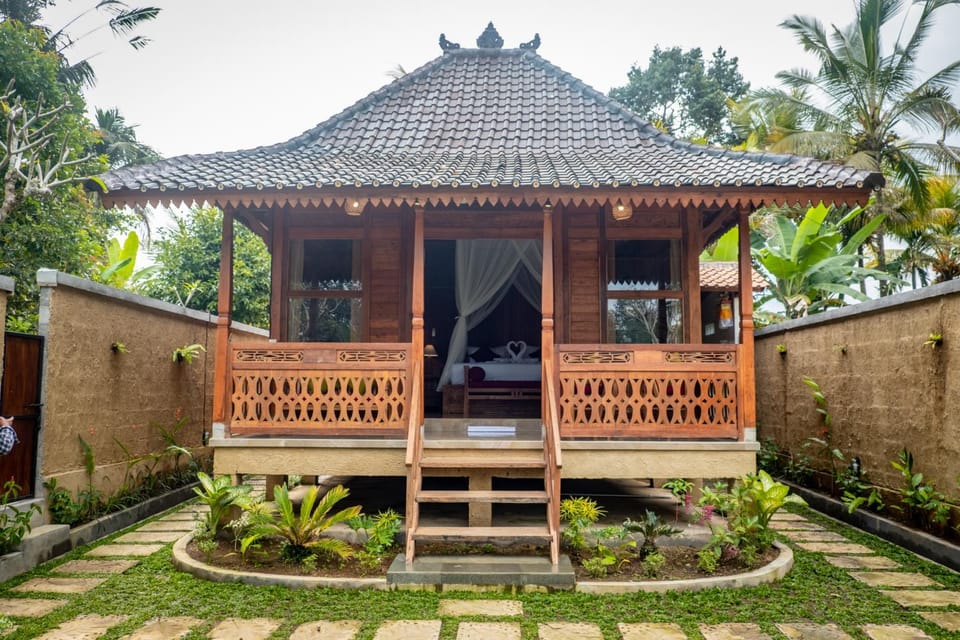 Property building, Patio, Day, Garden view