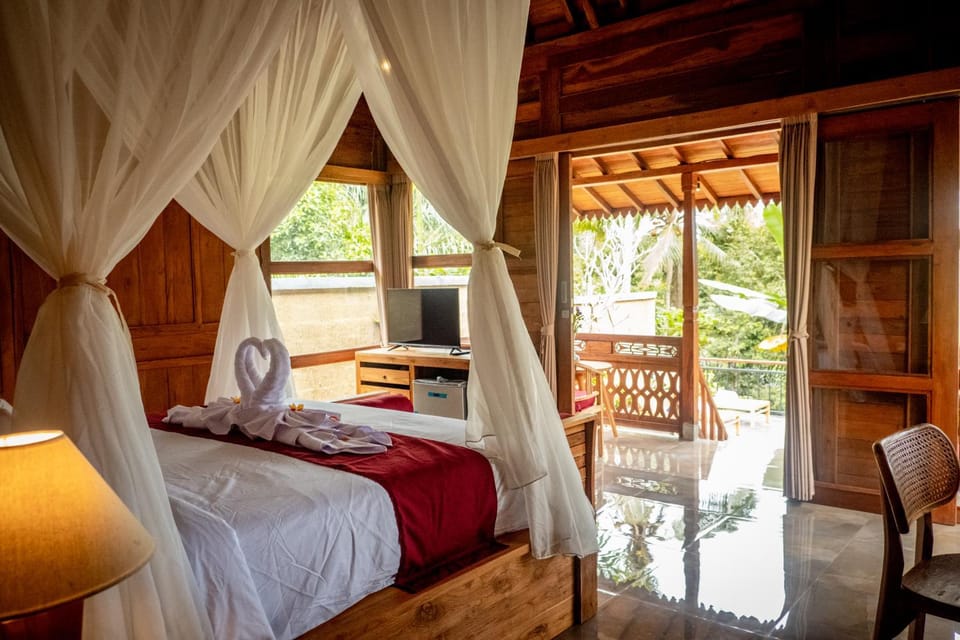 Bed, View (from property/room), Balcony/Terrace, Photo of the whole room, Bedroom