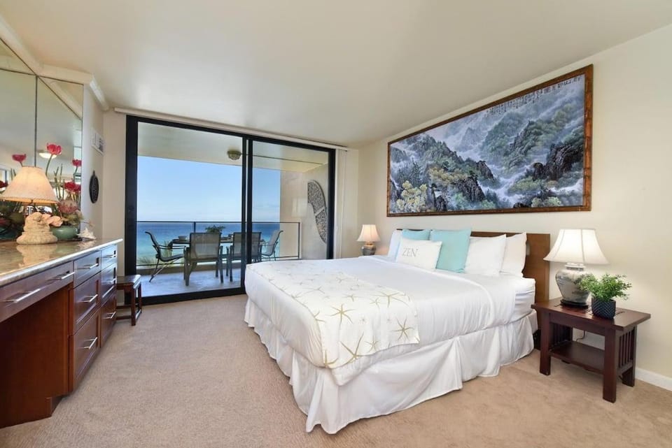 Mahana 501 · MA501 OceanFront 2BD w Ocean View House in Kaanapali