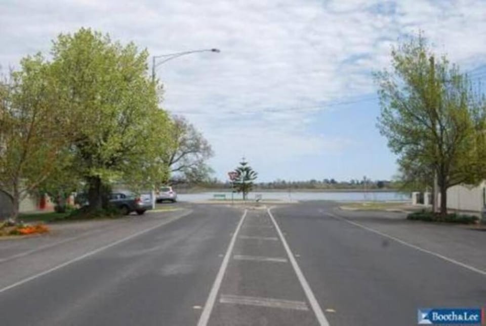 Lake Apartment Apartment in Ballarat