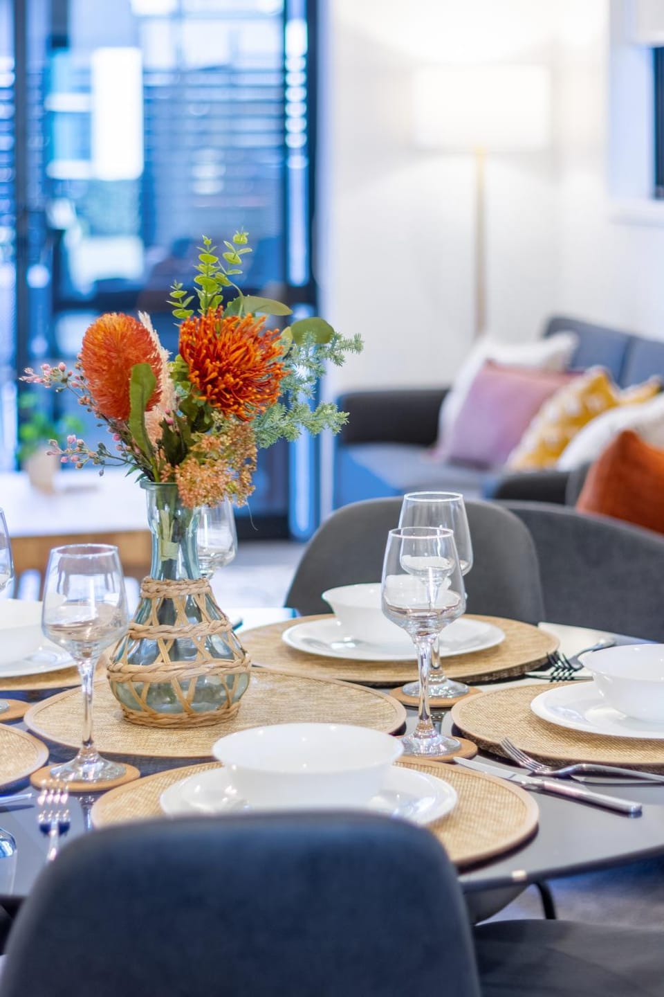 Living room, Decorative detail, Seating area, Dining area
