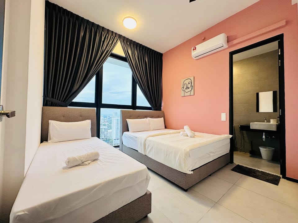 Urban Suites Homestay WL COSY PLT Apartment in George Town