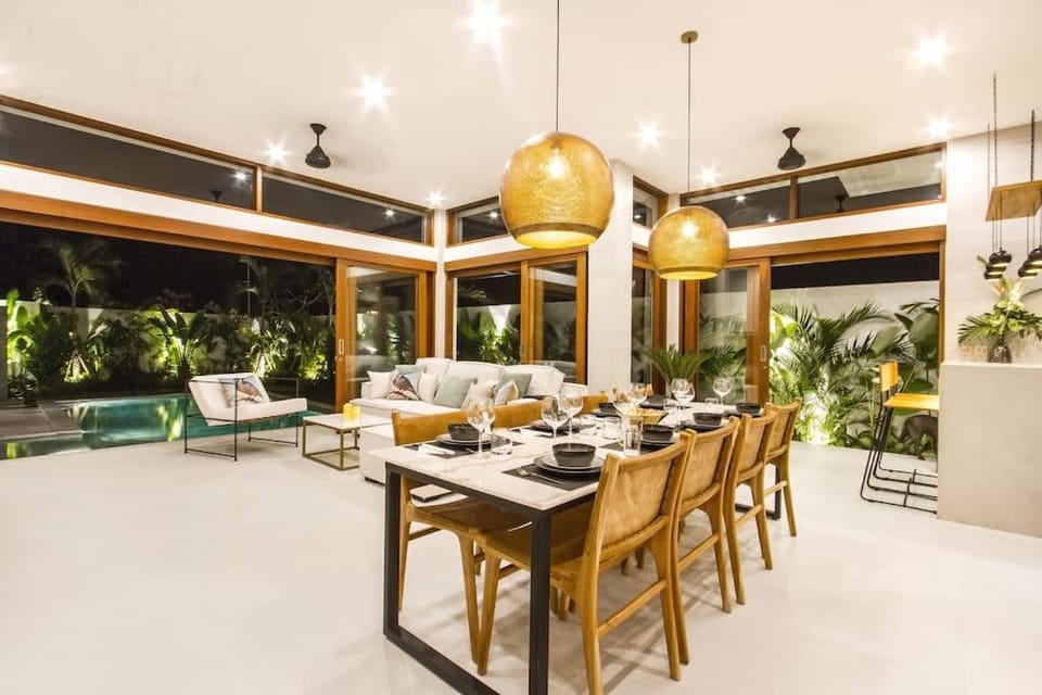 Stylish luxury ocean & ricefield view monthly deal Villa in Kediri