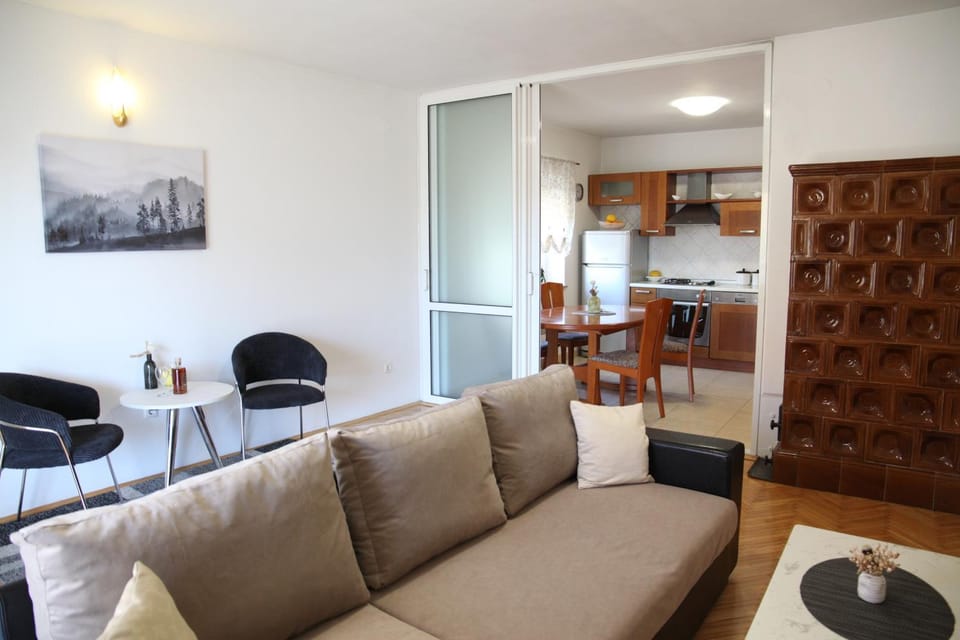 Apartments Kresan Bed and Breakfast in Zadar