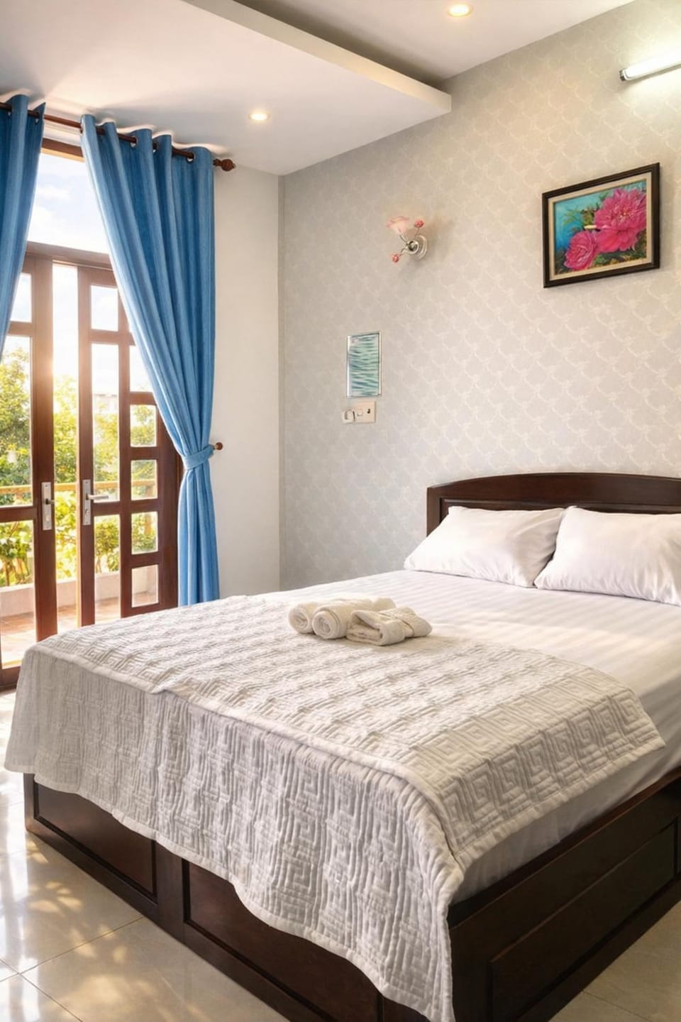 Bed, Photo of the whole room