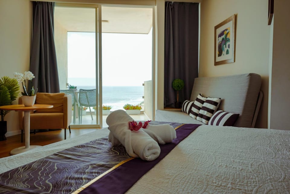 Bed, Bedroom, Sea view