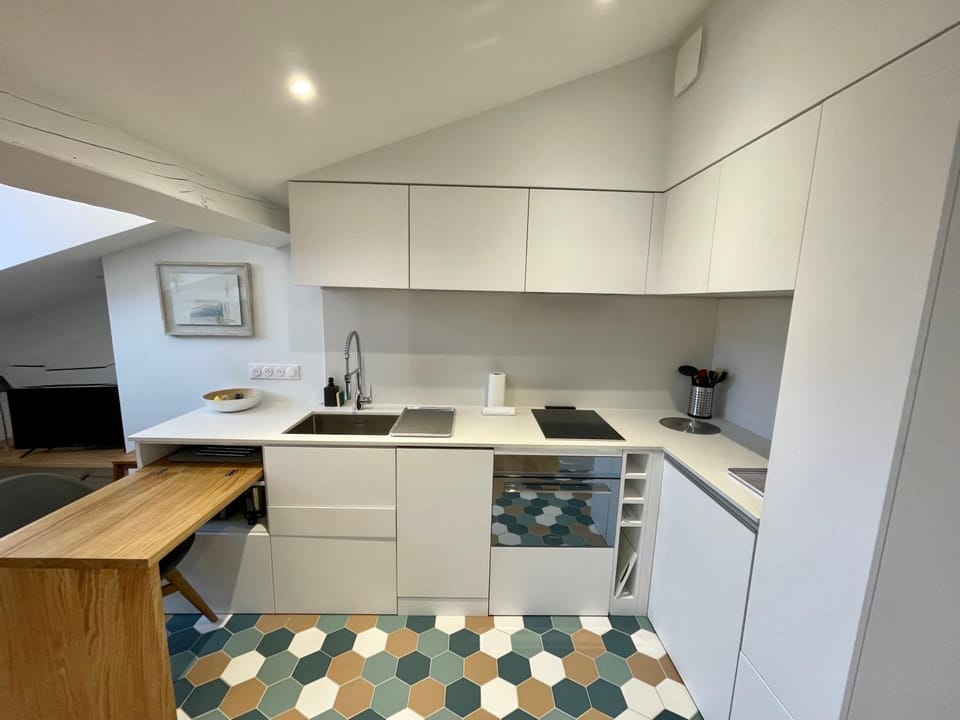 Kitchen or kitchenette, pet friendly