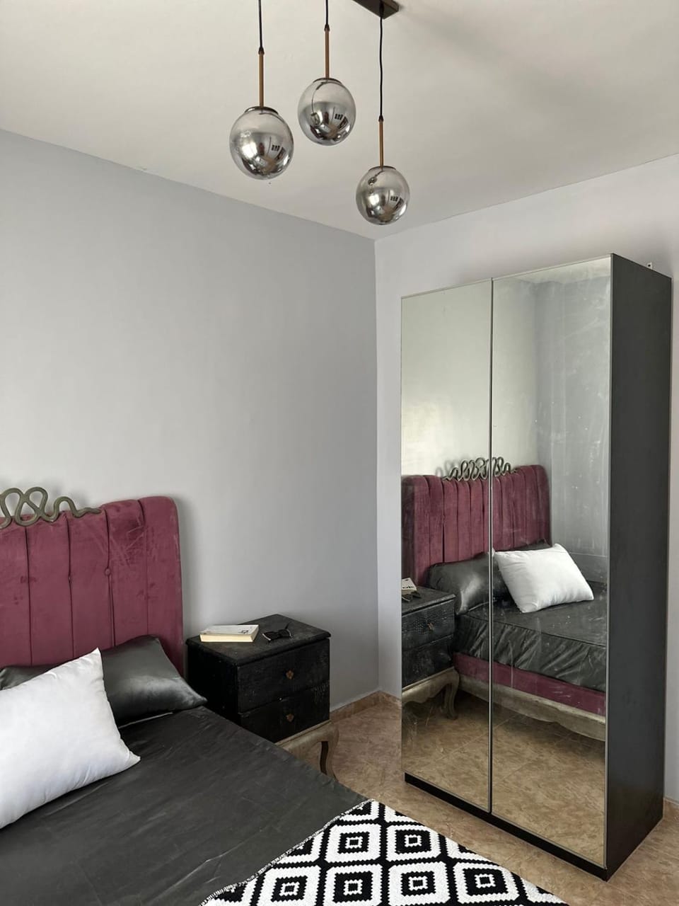 Photo of the whole room, Bedroom