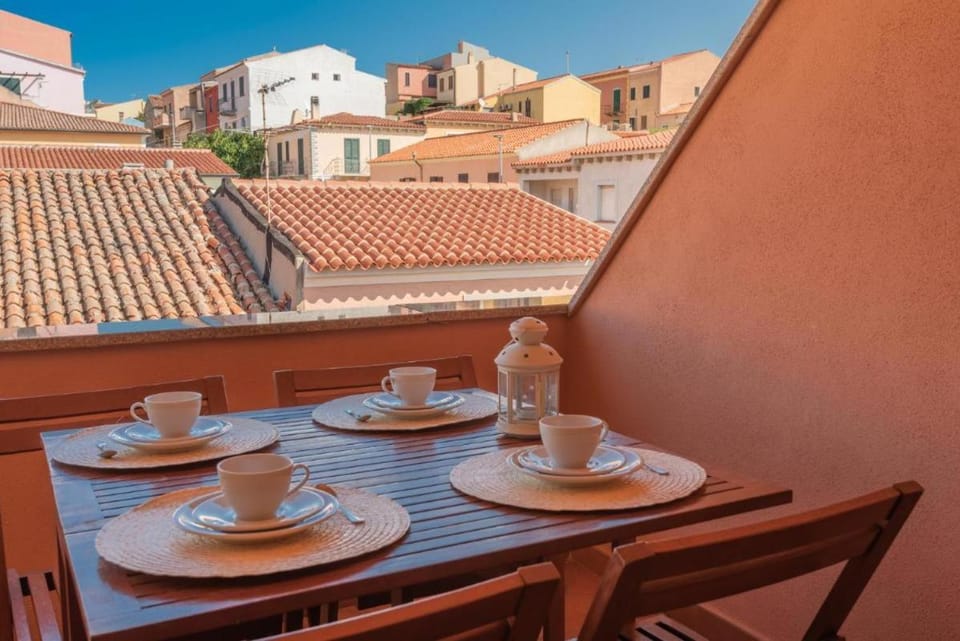 Relaxing Cristal Blu Studio sleeps 3 num1486 Apartment in Santa Teresa Gallura