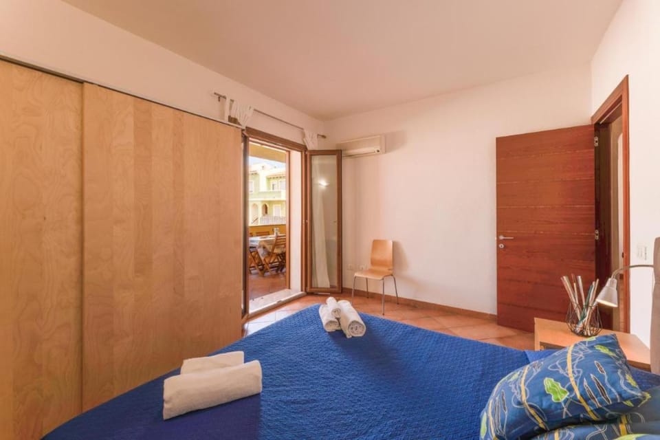 Relaxing Cristal Bedroom apartment sleeps 5 num1500 Apartment in Santa Teresa Gallura