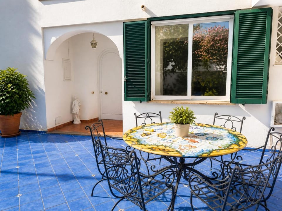 Domus Pannella - Endless Summer Apartment in Lacco Ameno