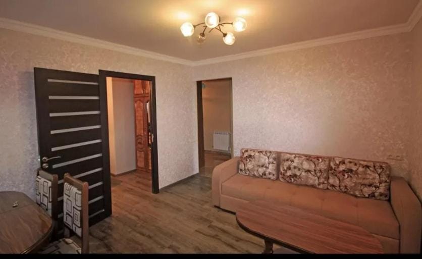 Nice and Sunny 1 room Studio Near City Center + Open Balcony Apartment in Yerevan