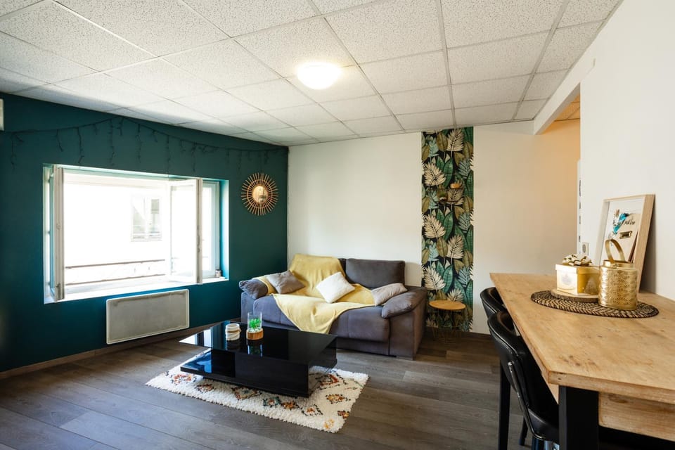 TV and multimedia, Living room, Seating area, Dining area, internet, sunbed