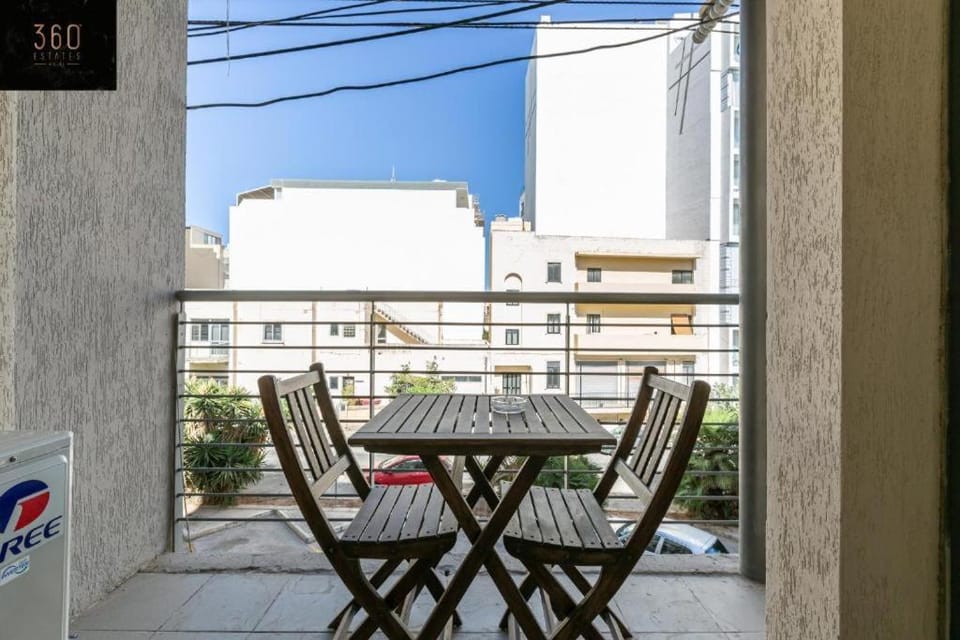 Patio, Day, View (from property/room), Balcony/Terrace, Dining area