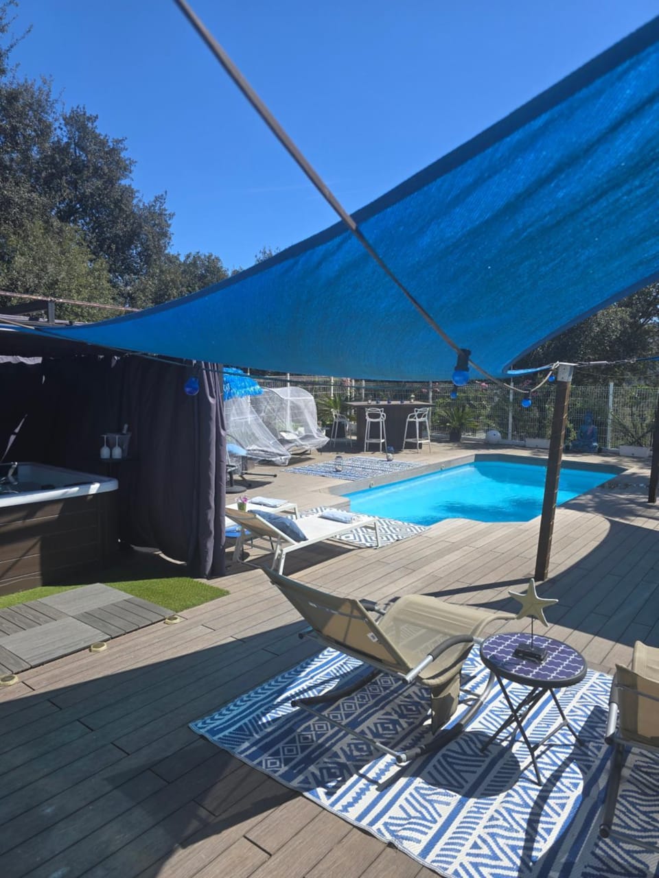 Patio, Day, Pool view, Swimming pool, sunbed