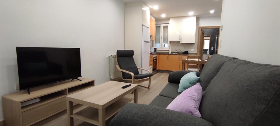 TV and multimedia, Kitchen or kitchenette, Living room, Dining area, minibar