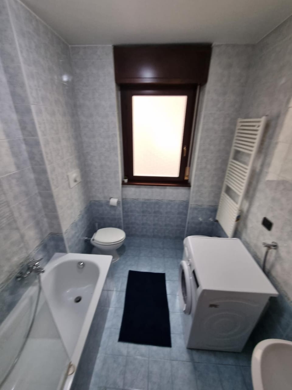 Shower, Toilet, Bathroom, Bath