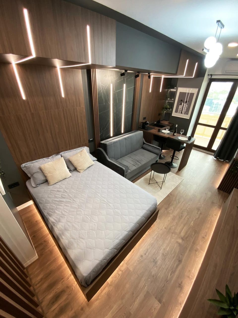 Bed, Photo of the whole room, Bedroom