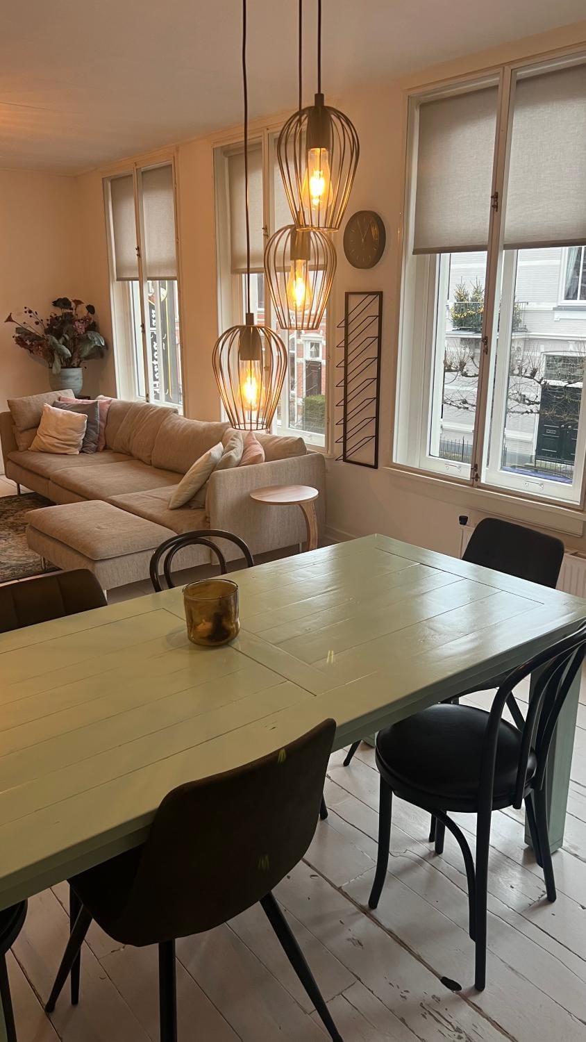 Ruim comfortabel appartement centrum Breda MET restaurant! Apartment in Breda