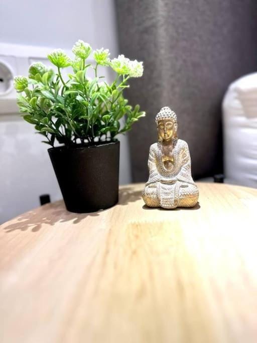 Decorative detail, Bedroom