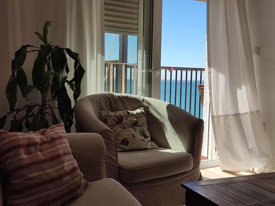 1ª Línea de playa, ESPECTACULARES VISTAS, GARAJE, WIFI Apartment in Rota