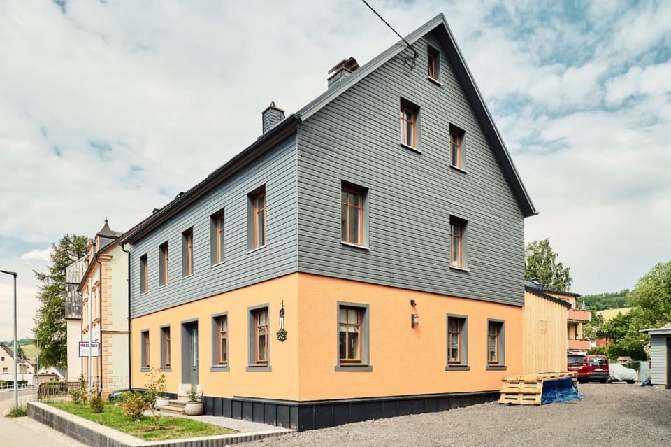 Property building, Street view