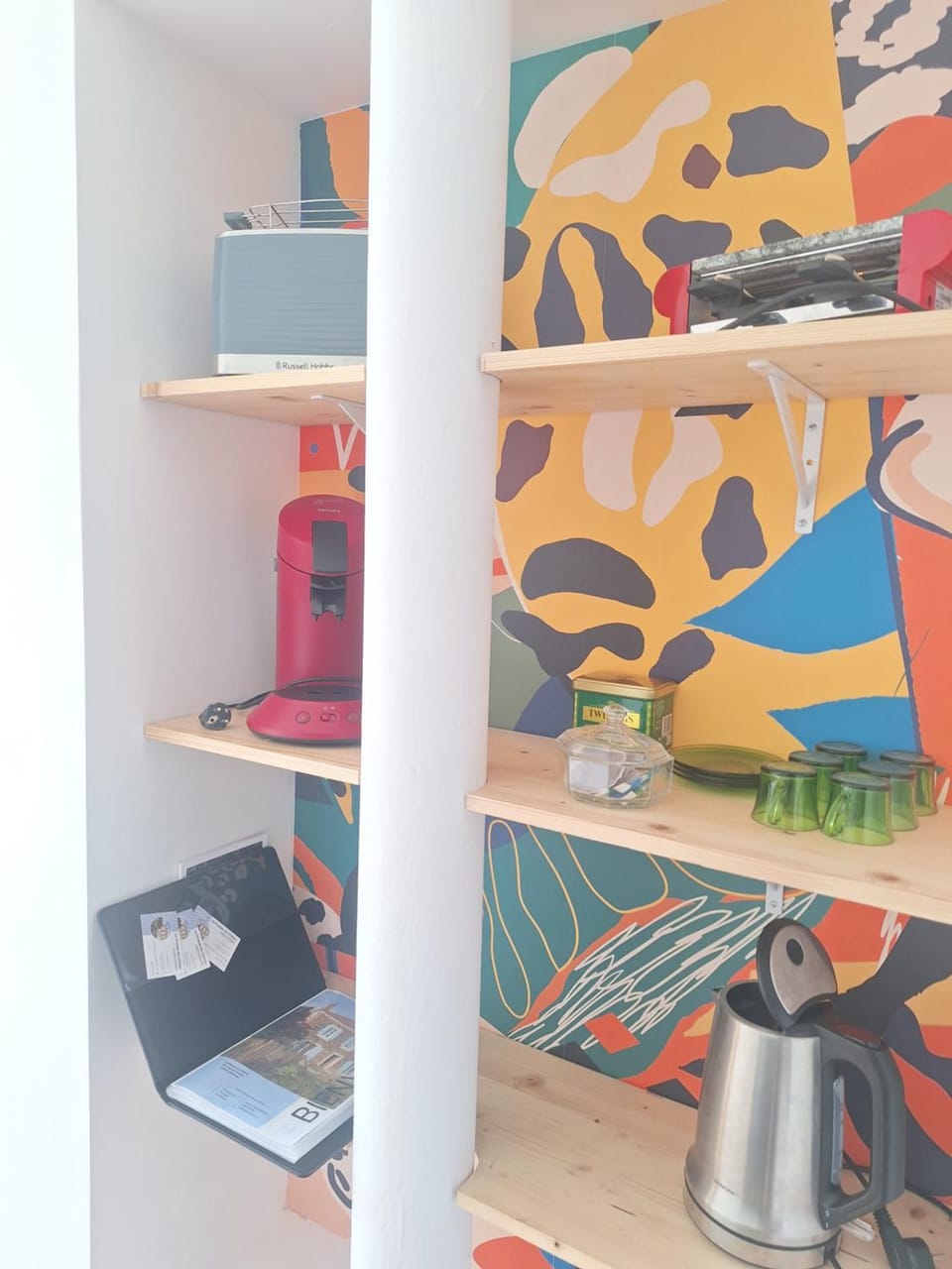 Coffee/tea facilities