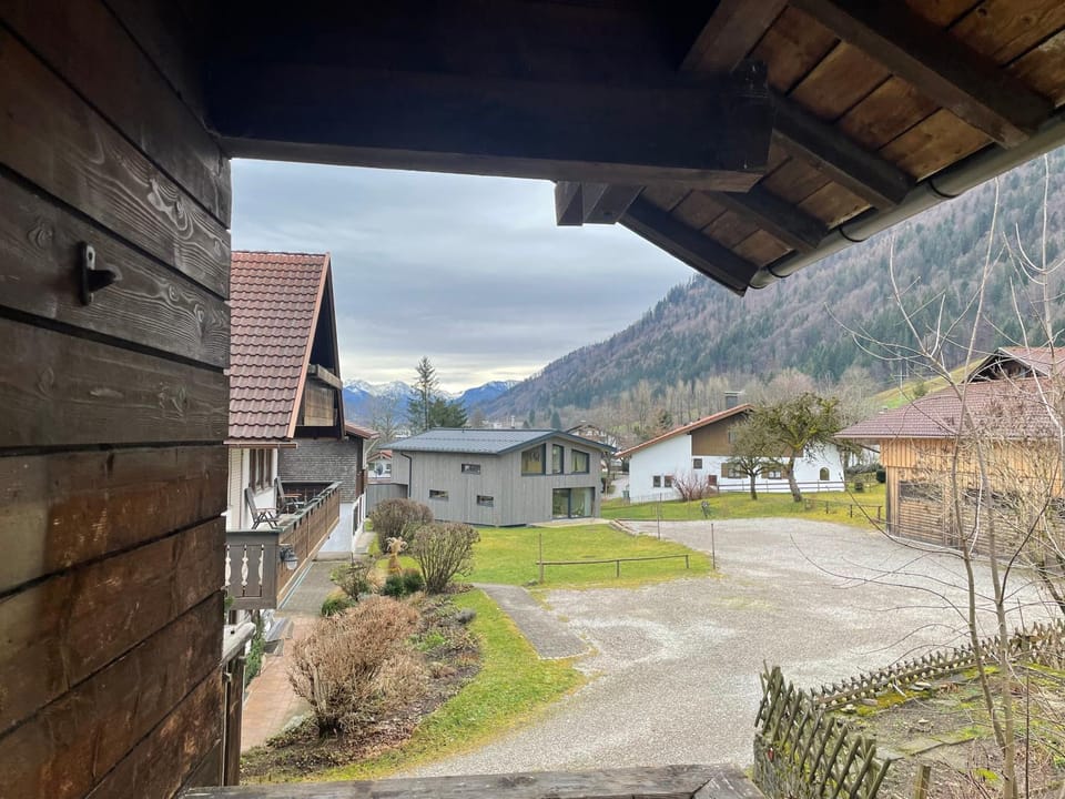 Neighbourhood, Mountain view