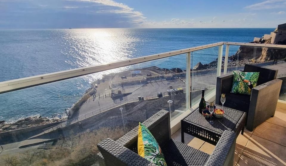 LE MARTY 53 Un Balcon sur la Mer Centre Historique Apartment in Occitanie