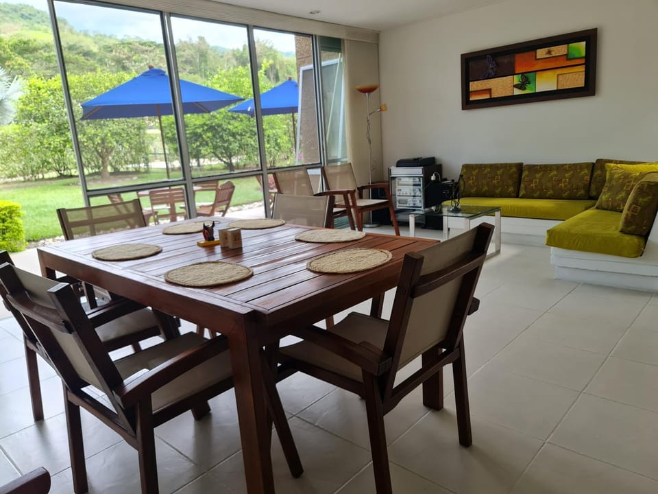Dining area, Garden view