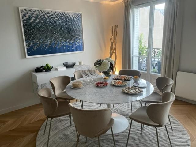 Le Ciel de Paris - Montparnasse & Jardin du Luxembourg Bed and Breakfast in Paris