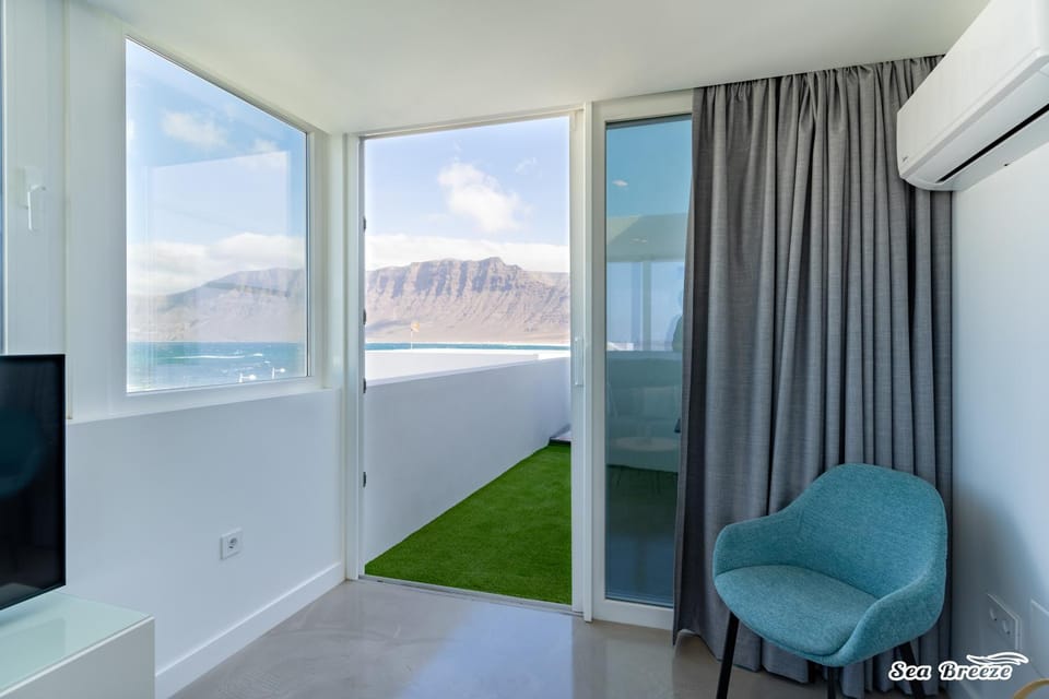 Balcony/Terrace, Living room, Sea view