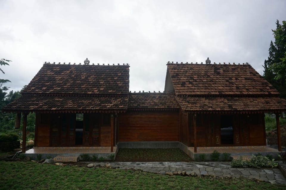 Le Desa Resort Syariah Country House in Indonesia
