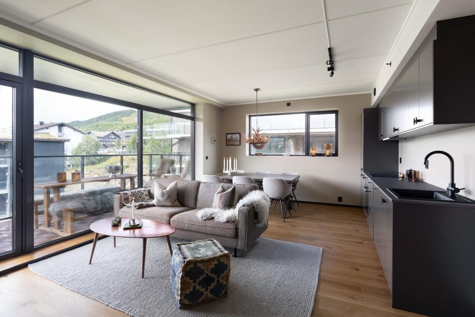 View (from property/room), Kitchen or kitchenette, Living room, Seating area, Dining area, kitchen